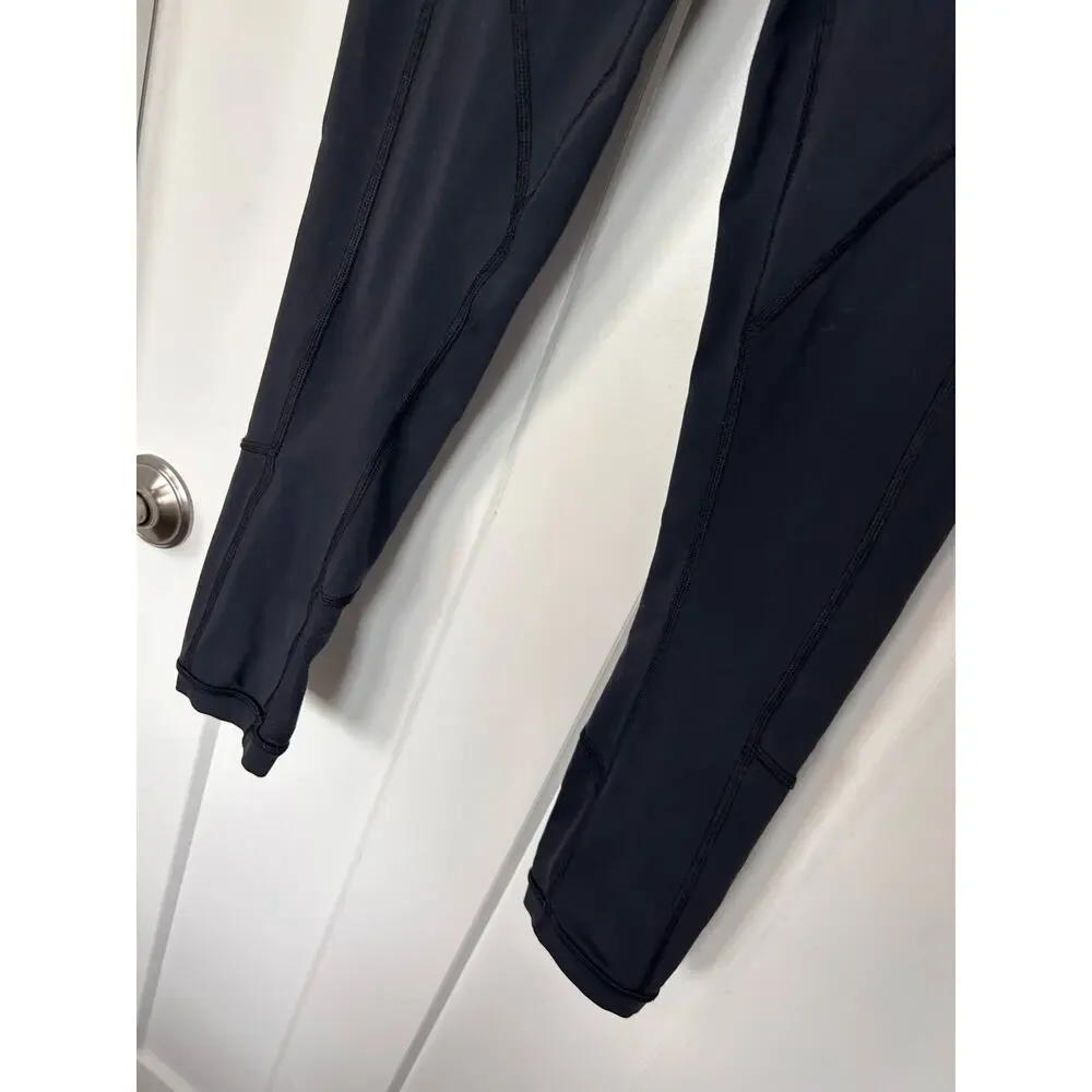 Lululemon Women's Yoga Cropped Leggings‎ Scratch Activewear Black Purple Size 4